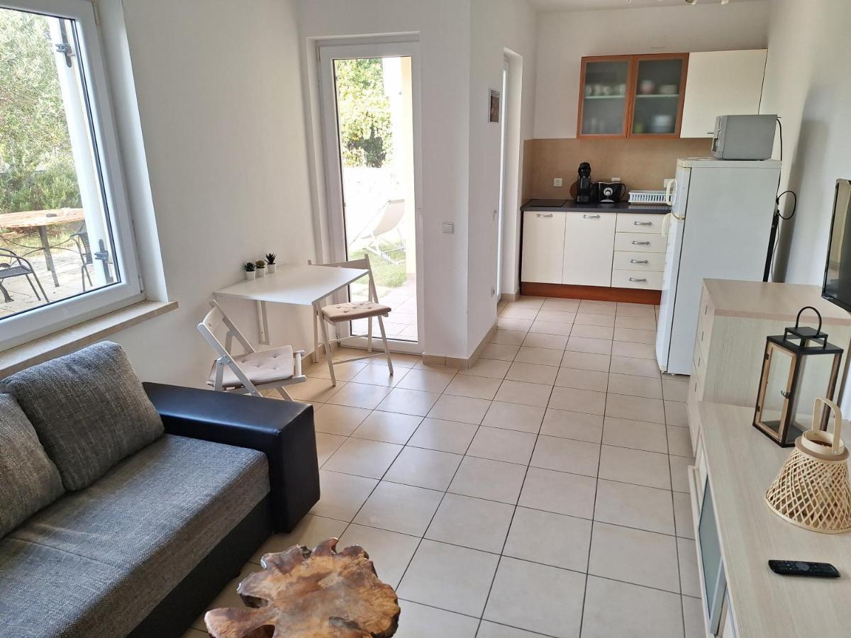 Nico Apartment Новаля Екстериор снимка